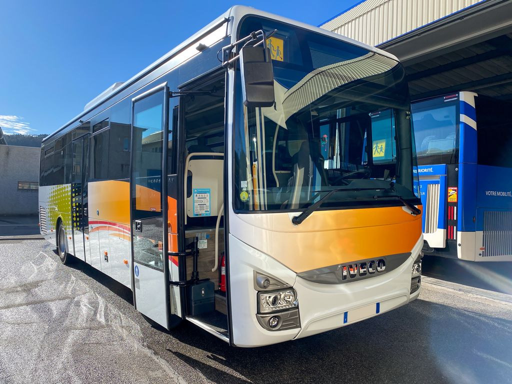 IVECO CROSSWAY 2020 10M60 - Bus interurbain: photos 1 IVECO CROSSWAY 2020 10M60 - Bus interurbain: photos 1