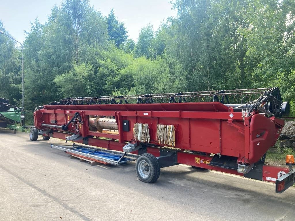 Moissonneuse-batteuse Case IH 9240: photos 13 Moissonneuse-batteuse Case IH 9240: photos 13