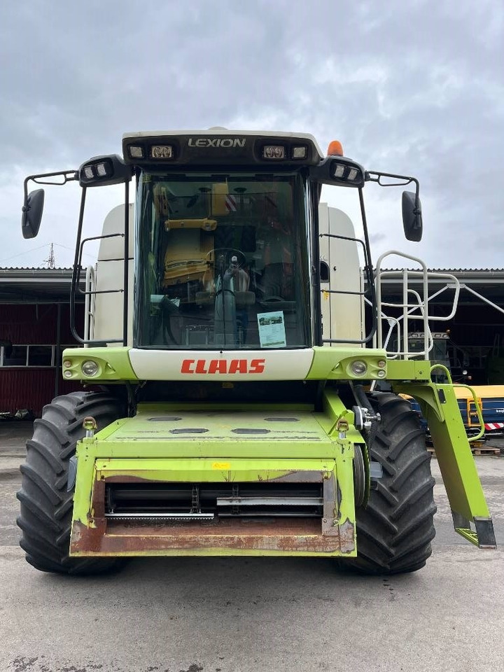 Claas Lexion 540 C - Moissonneuse-batteuse: photos 2 Claas Lexion 540 C - Moissonneuse-batteuse: photos 2