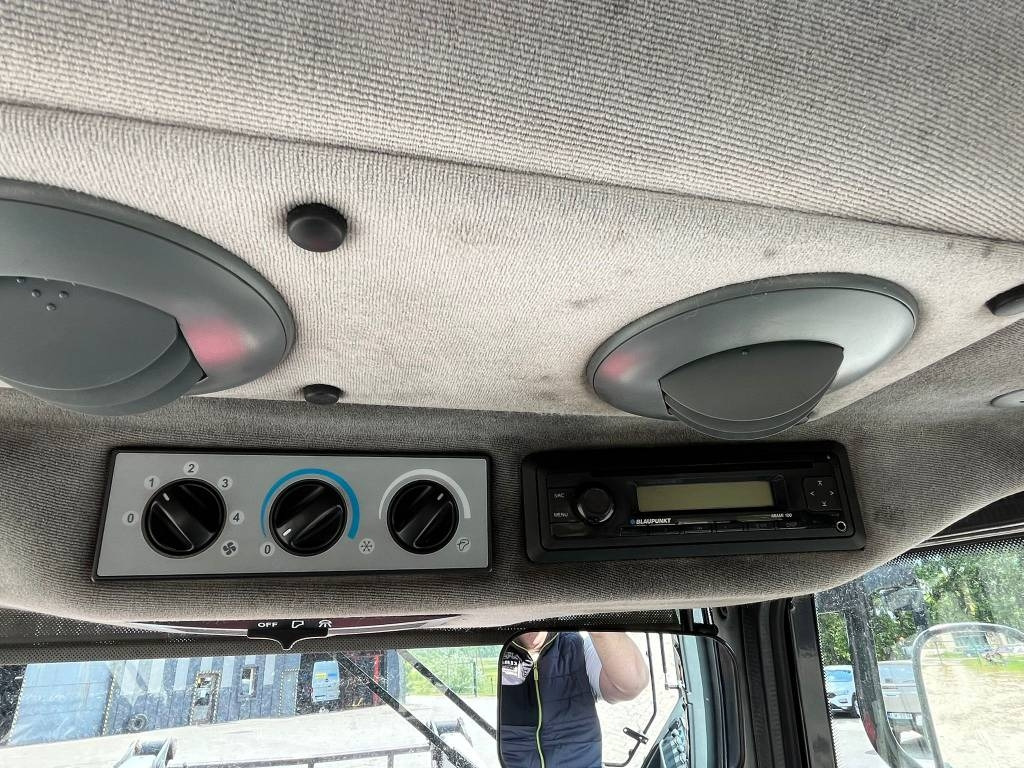 Tracteur agricole Valtra A 93: photos 11