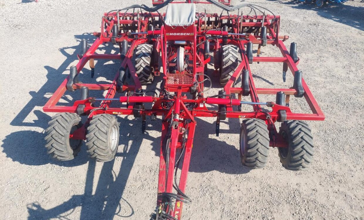Horsch Terrano 6 FM med DouDrill - Herse: photos 1 Horsch Terrano 6 FM med DouDrill - Herse: photos 1