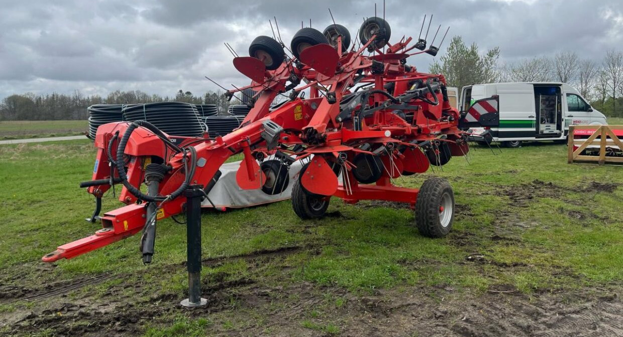 Kuhn 13M SPREDER - Faneuse: photos 3 Kuhn 13M SPREDER - Faneuse: photos 3