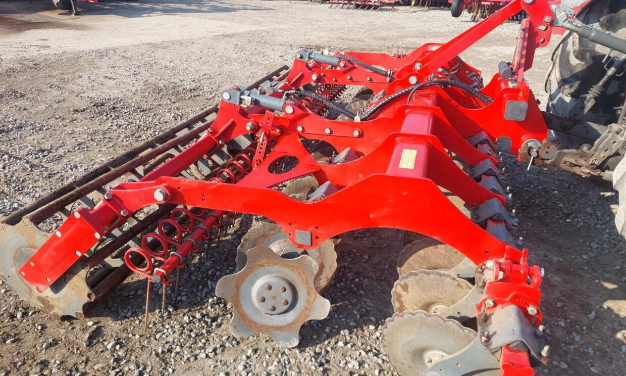 Unia ARES XL 4 - Cover crop: photos 2 Unia ARES XL 4 - Cover crop: photos 2