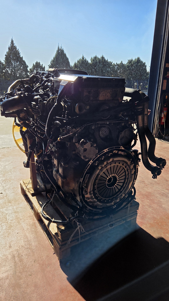 MERCEDES-BENZ ACTROS MP4 OM 471 LA EURO 6 - Moteur pour Camion: photos 3 MERCEDES-BENZ ACTROS MP4 OM 471 LA EURO 6 - Moteur pour Camion: photos 3
