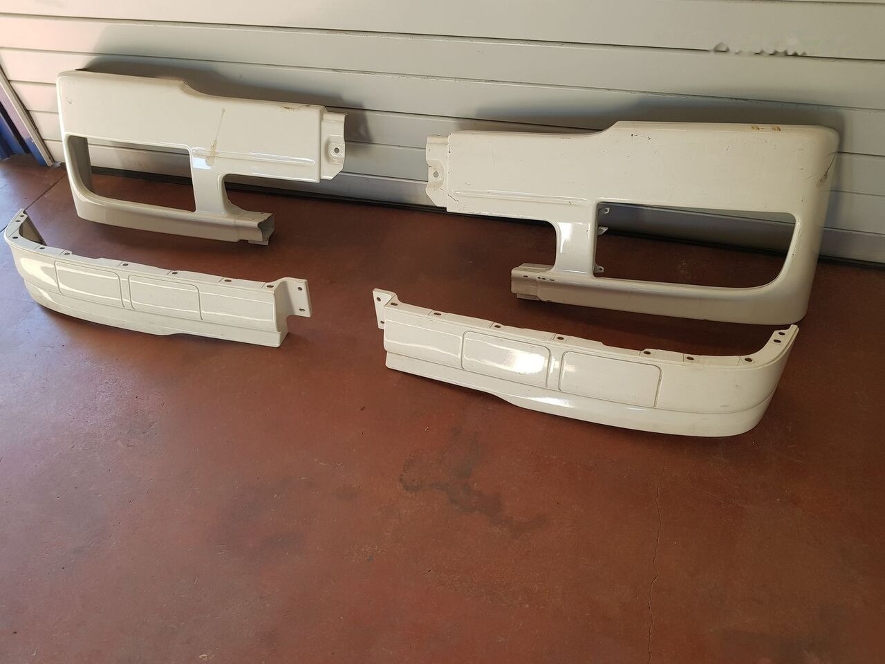 Pare-chocs pour Camion Mercedes-Benz A 940 880 04 70   Mercedes-Benz ATEGO truck: photos 6