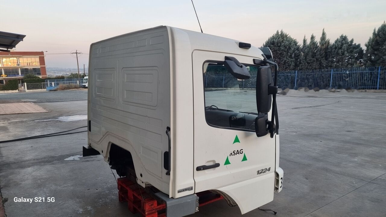 Mercedes-Benz MERCEDES ATEGO 2 A9736000020 Mercedes-Benz ATEGO 2 - Cabine pour Camion: photos 5 Mercedes-Benz MERCEDES ATEGO 2 A9736000020 Mercedes-Benz ATEGO 2 - Cabine pour Camion: photos 5