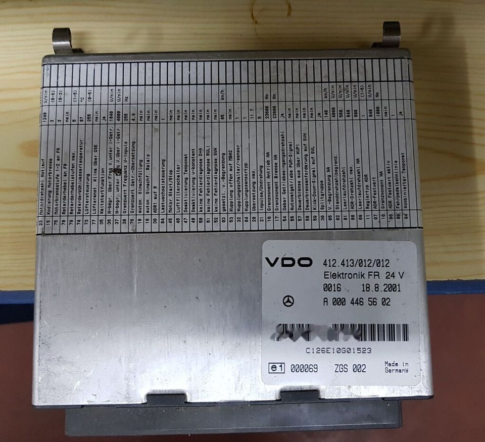 WABCO EPS, EPB A 000 446 7609 Mercedes-Benz truck - Bloc de gestion pour Camion: photos 3 WABCO EPS, EPB A 000 446 7609 Mercedes-Benz truck - Bloc de gestion pour Camion: photos 3