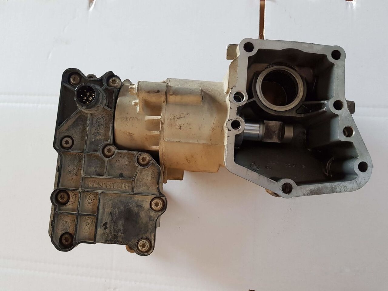 WABCO GEAR CYLINDER 002 260 85 63 Mercedes-Benz ACTROS MB3 - Bloc de gestion pour Camion: photos 2 WABCO GEAR CYLINDER 002 260 85 63 Mercedes-Benz ACTROS MB3 - Bloc de gestion pour Camion: photos 2