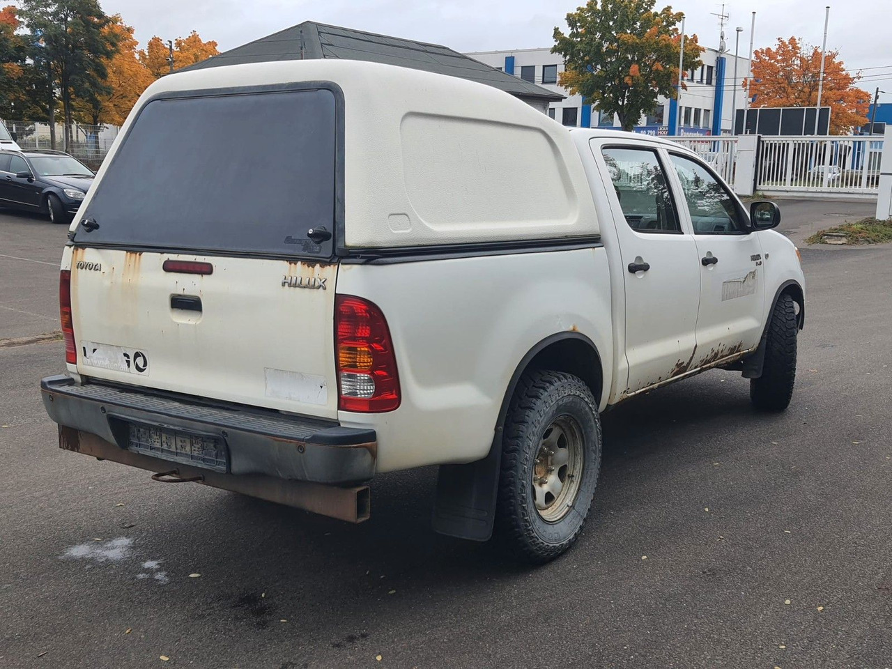 Toyota Hilux Double Cab 4x4 - SUV: photos 4 Toyota Hilux Double Cab 4x4 - SUV: photos 4