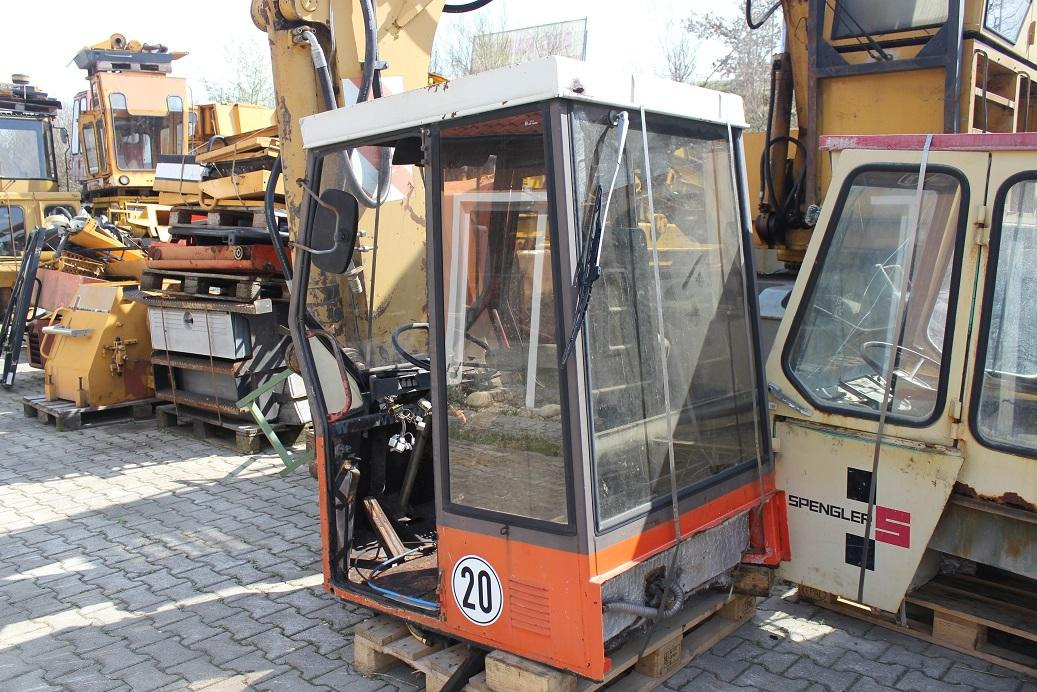 Atlas AR 51, AR 52 - Cabine pour Engins de chantier: photos 3 Atlas AR 51, AR 52 - Cabine pour Engins de chantier: photos 3