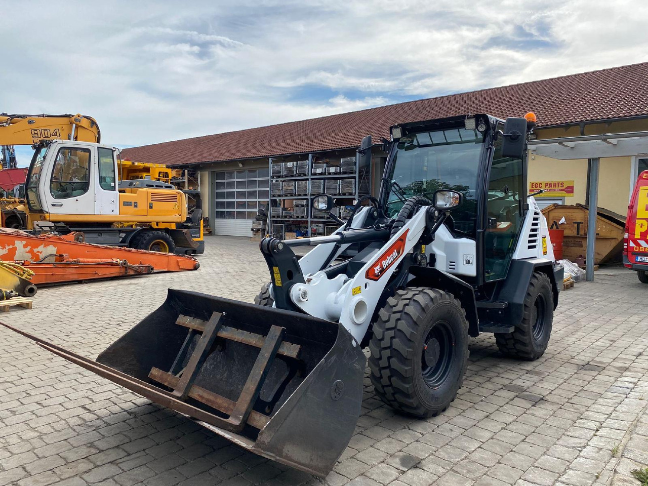 Bobcat L 75 - Chargeuse sur pneus: photos 3 Bobcat L 75 - Chargeuse sur pneus: photos 3