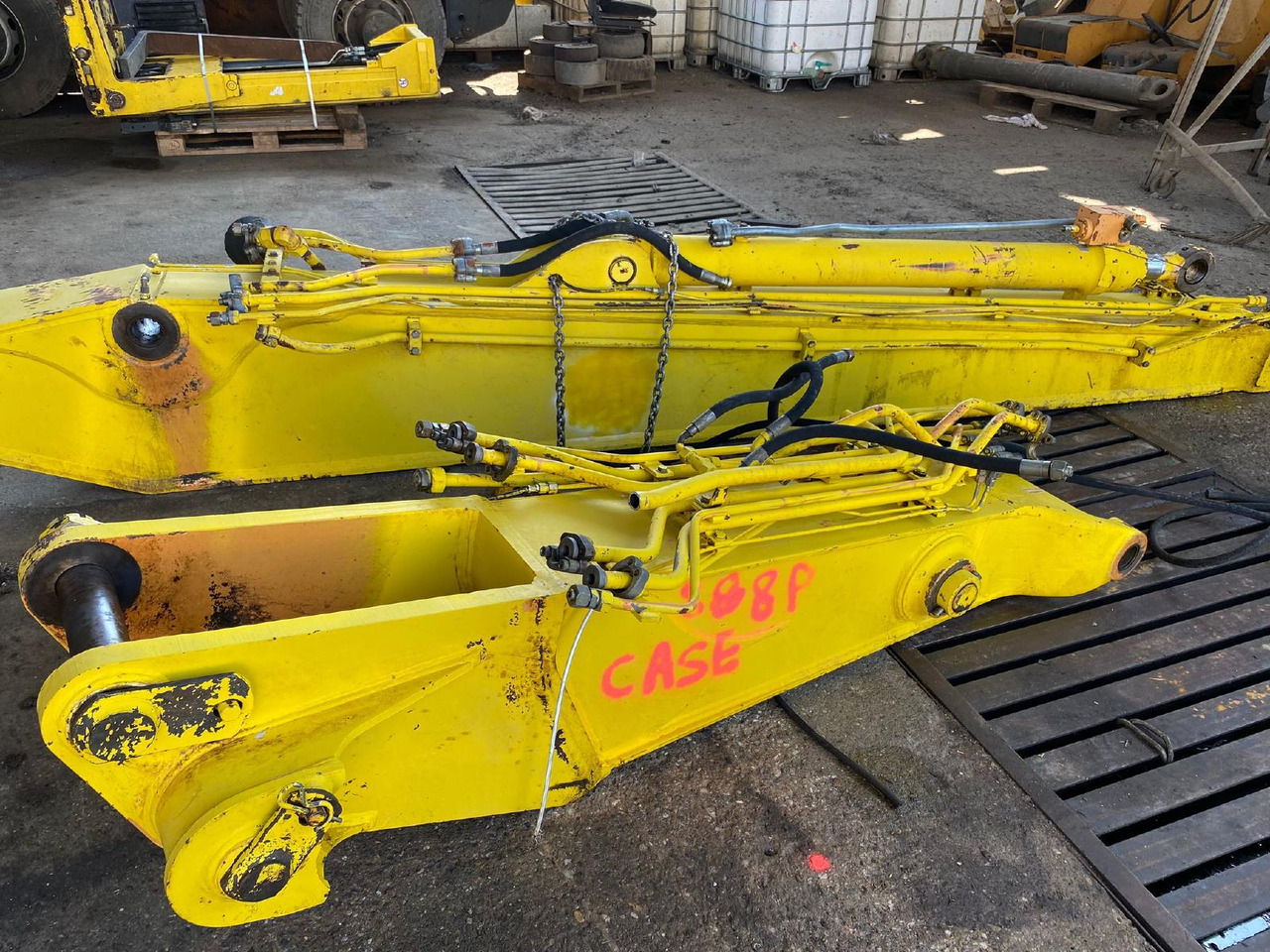 Case 888 P - Flèche: photos 1 Case 888 P - Flèche: photos 1