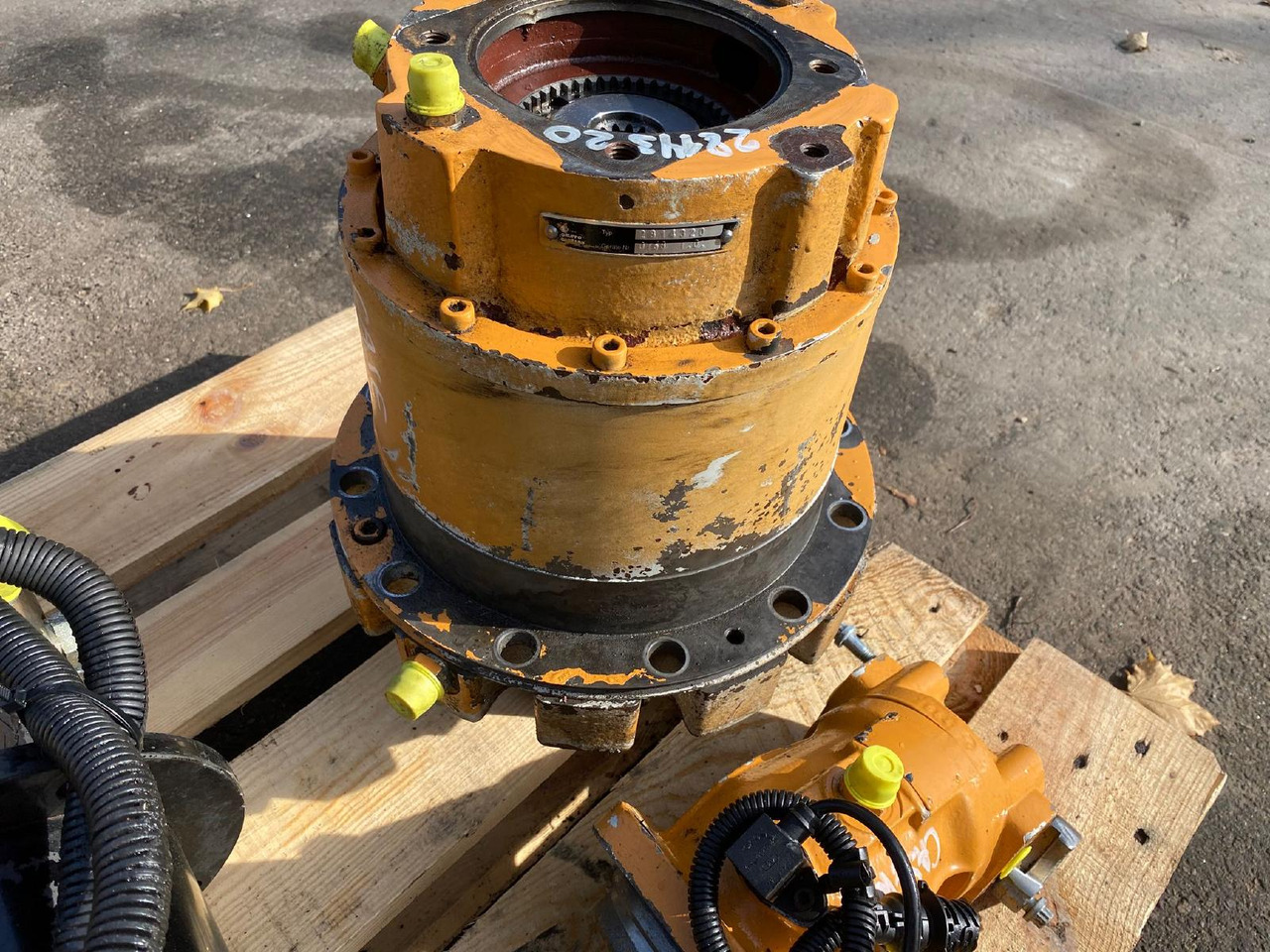 Case WX 165 Carraro - Moteur de rotation pour Engins de chantier: photos 4 Case WX 165 Carraro - Moteur de rotation pour Engins de chantier: photos 4