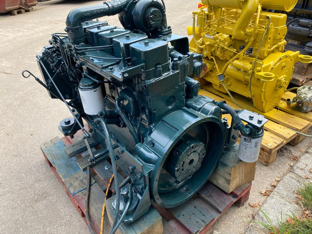 Cummins 6BT 5.9 - Moteur pour Engins de chantier: photos 1 Cummins 6BT 5.9 - Moteur pour Engins de chantier: photos 1