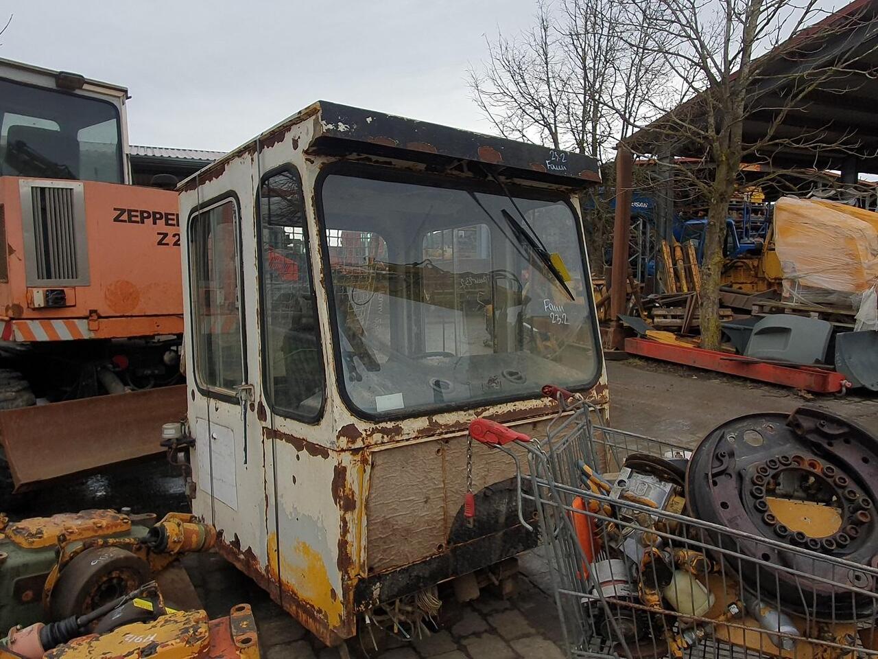Faun O&K 23,2 Dumper - Cabine pour Tombereau: photos 4 Faun O&K 23,2 Dumper - Cabine pour Tombereau: photos 4