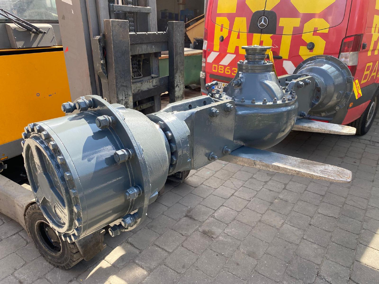 Hanomag 50E - Essieu et pièces pour Engins de chantier: photos 1 Hanomag 50E - Essieu et pièces pour Engins de chantier: photos 1