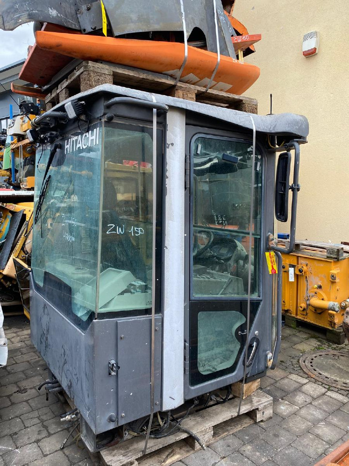 Hitachi ZW 150 - Cabine pour Pelle: photos 4 Hitachi ZW 150 - Cabine pour Pelle: photos 4