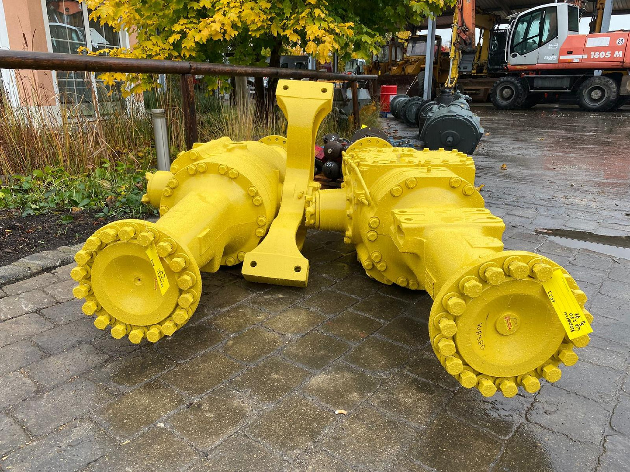 Komatsu KWA 015 aus WA 380 - Essieu et pièces pour Engins de chantier: photos 3 Komatsu KWA 015 aus WA 380 - Essieu et pièces pour Engins de chantier: photos 3