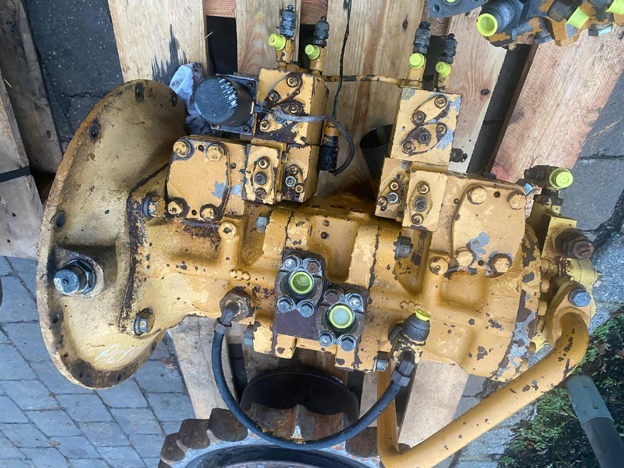 Komatsu PC 150 - Hydraulique pour Engins de chantier: photos 3 Komatsu PC 150 - Hydraulique pour Engins de chantier: photos 3