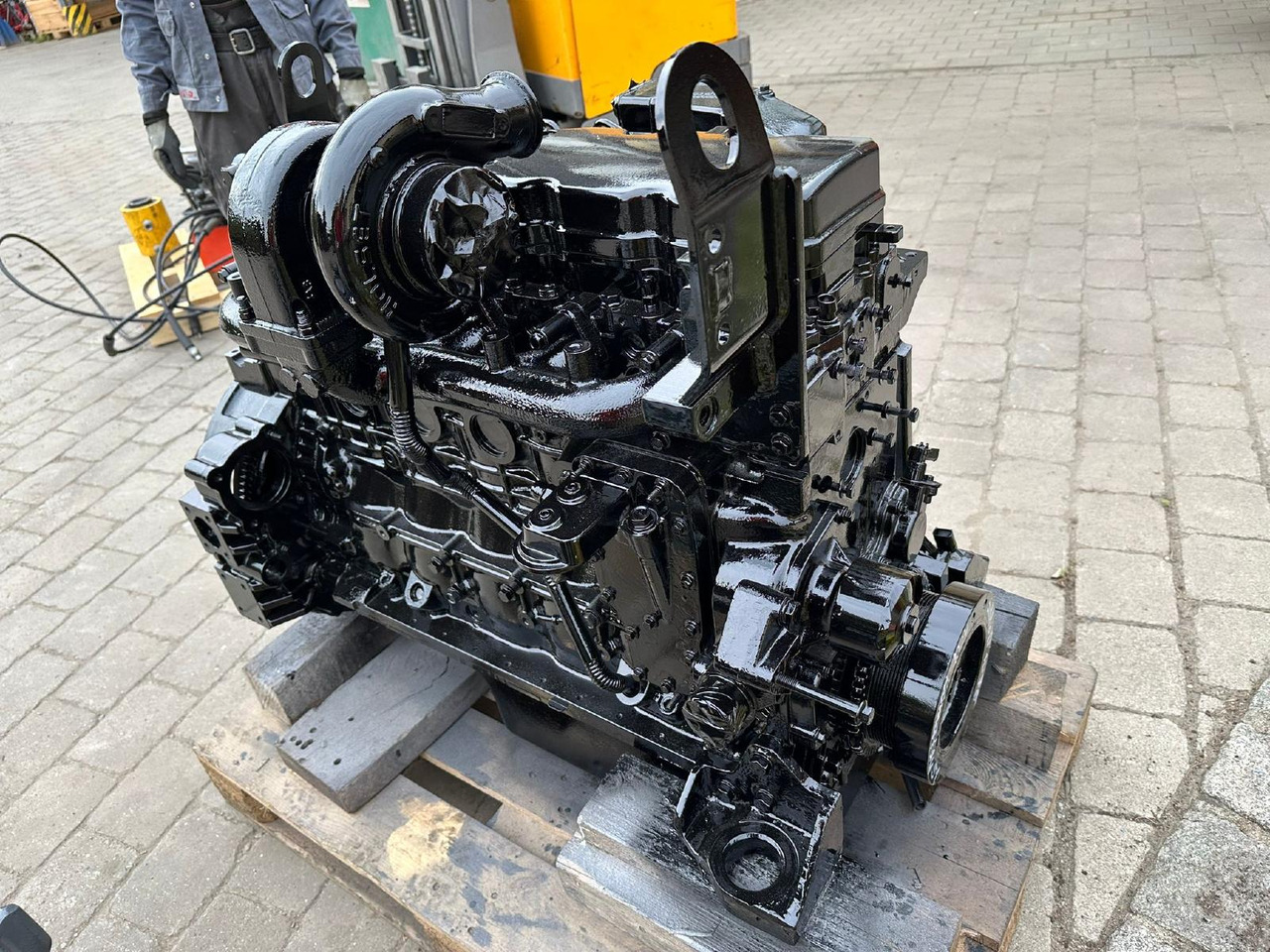Komatsu SAA6D107-E1 n ü aus D51 - Moteur pour Engins de chantier: photos 5 Komatsu SAA6D107-E1 n ü aus D51 - Moteur pour Engins de chantier: photos 5