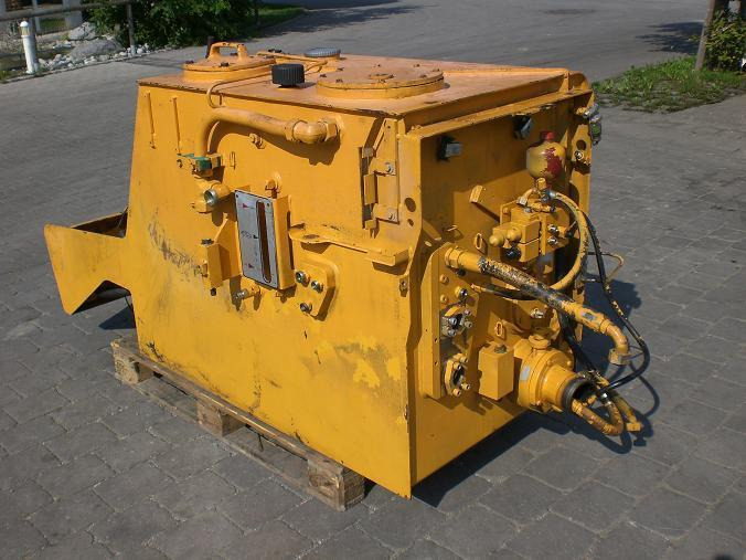 Liebherr 912 LC-Lit. - Réservoir hydraulique pour Engins de chantier: photos 1 Liebherr 912 LC-Lit. - Réservoir hydraulique pour Engins de chantier: photos 1