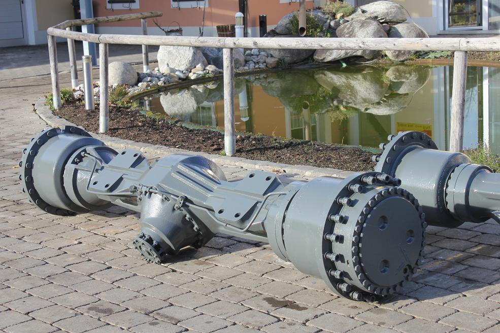 Essieu et pièces pour Engins de chantier Liebherr LH 551 Achse 411/LK: photos 7