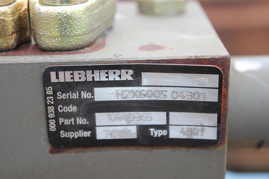 Liebherr R 914 - Valve hydraulique pour Engins de chantier: photos 3 Liebherr R 914 - Valve hydraulique pour Engins de chantier: photos 3