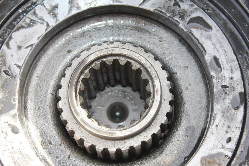 Liebherr R 914, FAT 350 - Moteur de translation pour Engins de chantier: photos 3 Liebherr R 914, FAT 350 - Moteur de translation pour Engins de chantier: photos 3