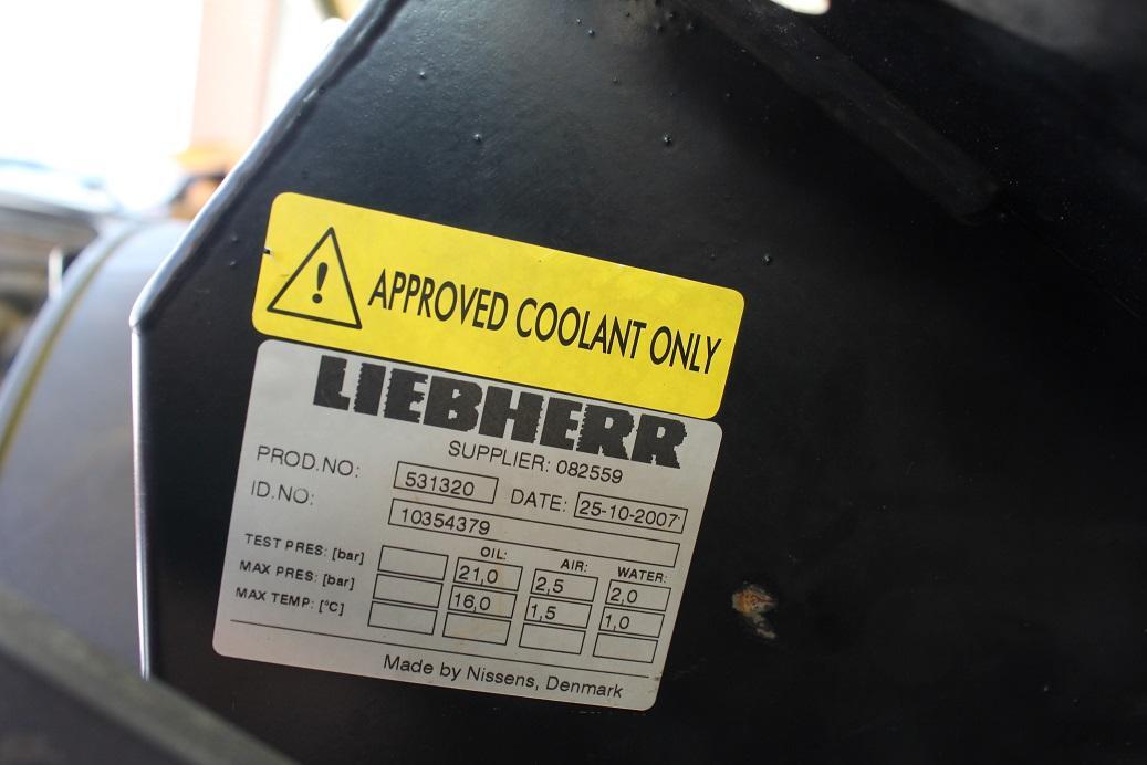 Liebherr R 924 compact - Système de refroidissement pour Engins de chantier: photos 4 Liebherr R 924 compact - Système de refroidissement pour Engins de chantier: photos 4