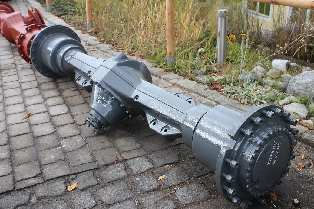 Liebherr ZF AP 415 aus L 574 - Essieu et pièces pour Engins de chantier: photos 1 Liebherr ZF AP 415 aus L 574 - Essieu et pièces pour Engins de chantier: photos 1