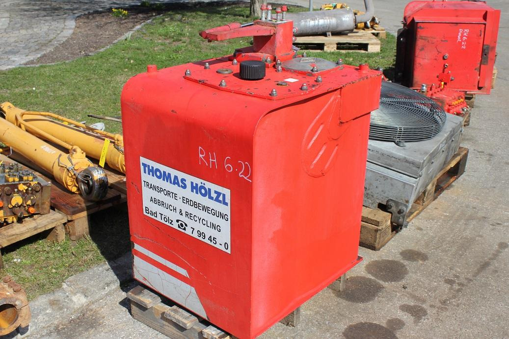 Réservoir hydraulique pour Engins de chantier O&K RH 6.22: photos 7