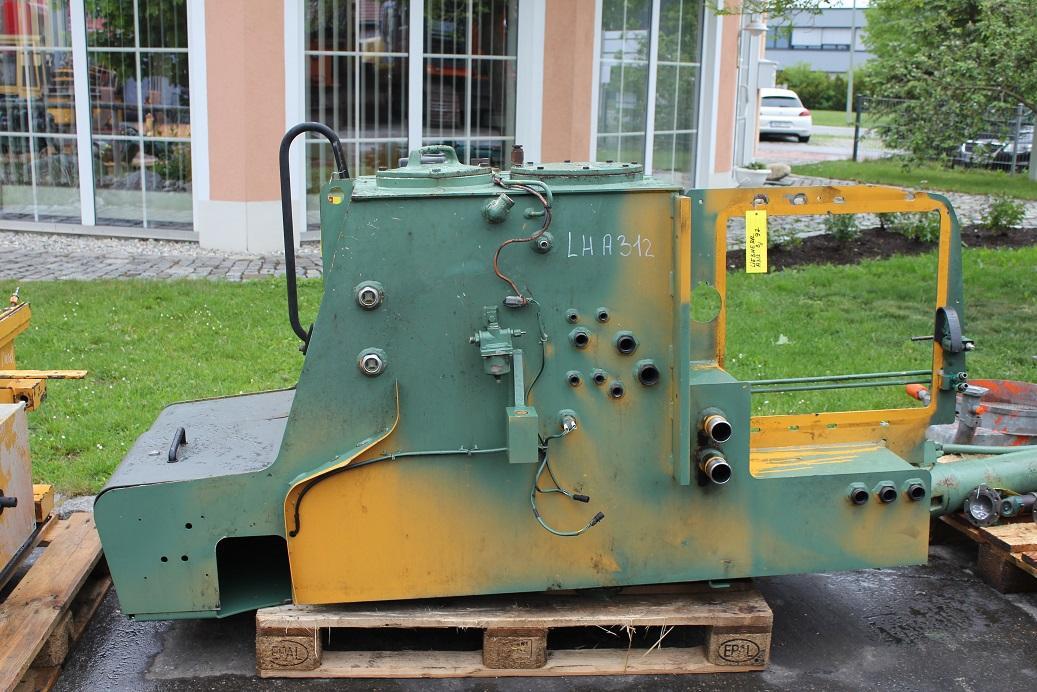 Liebherr A312 - Pièces de rechange pour Pelle sur pneus: photos 3 Liebherr A312 - Pièces de rechange pour Pelle sur pneus: photos 3