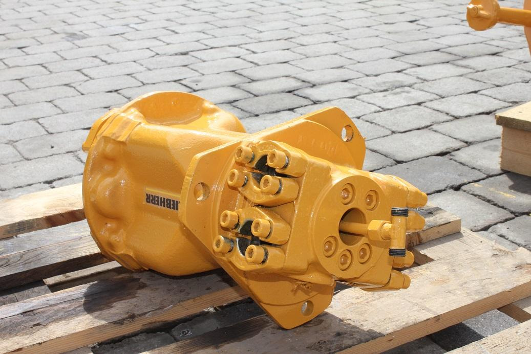 Liebherr R 924 - Pièces de rechange pour Pelle: photos 4 Liebherr R 924 - Pièces de rechange pour Pelle: photos 4