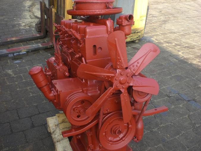 Steyr 4 Zylinder - Moteur pour Engins de chantier: photos 2 Steyr 4 Zylinder - Moteur pour Engins de chantier: photos 2