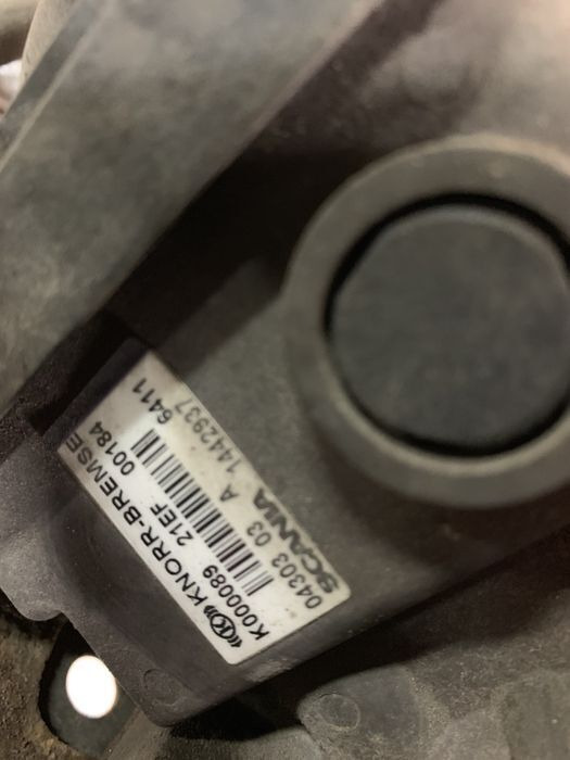 K000089   Scania R - Valve de frein pour Camion: photos 1 K000089   Scania R - Valve de frein pour Camion: photos 1
