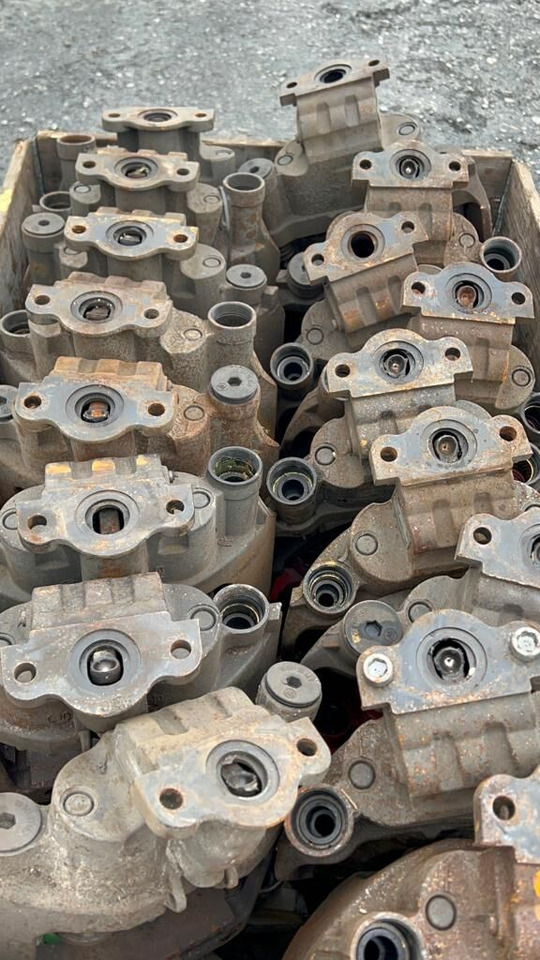 Mercedes-Benz SL7 12* 0* Mercedes Actros A9604200601 / K082433   Mercedes-Benz - Étrier de frein pour Camion: photos 1 Mercedes-Benz SL7 12* 0* Mercedes Actros A9604200601 / K082433   Mercedes-Benz - Étrier de frein pour Camion: photos 1