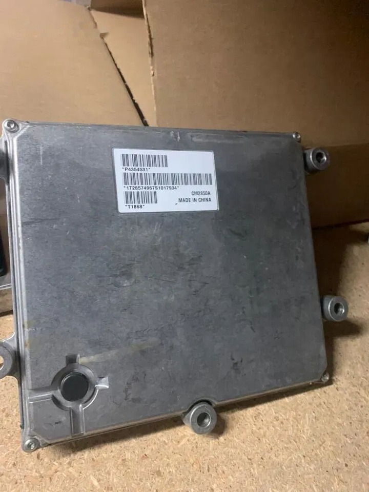 Nowy Sterownik Komputer Silnika ECU Cummins P4354531 CM2850A - Bloc de gestion pour Camion: photos 2 Nowy Sterownik Komputer Silnika ECU Cummins P4354531 CM2850A - Bloc de gestion pour Camion: photos 2