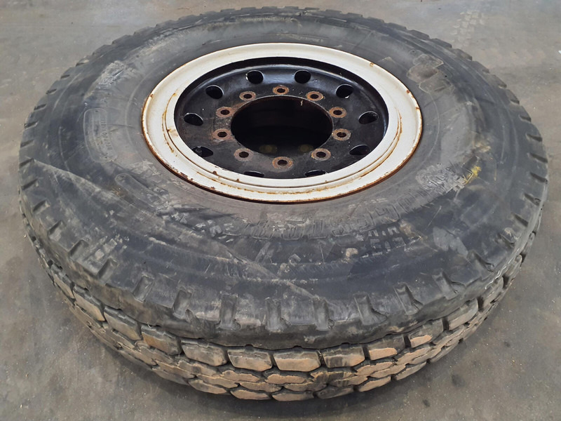 Bridgestone Wheel 385/95R25 10 4.7 3p - Pneus et jantes pour Grue: photos 2 Bridgestone Wheel 385/95R25 10 4.7 3p - Pneus et jantes pour Grue: photos 2