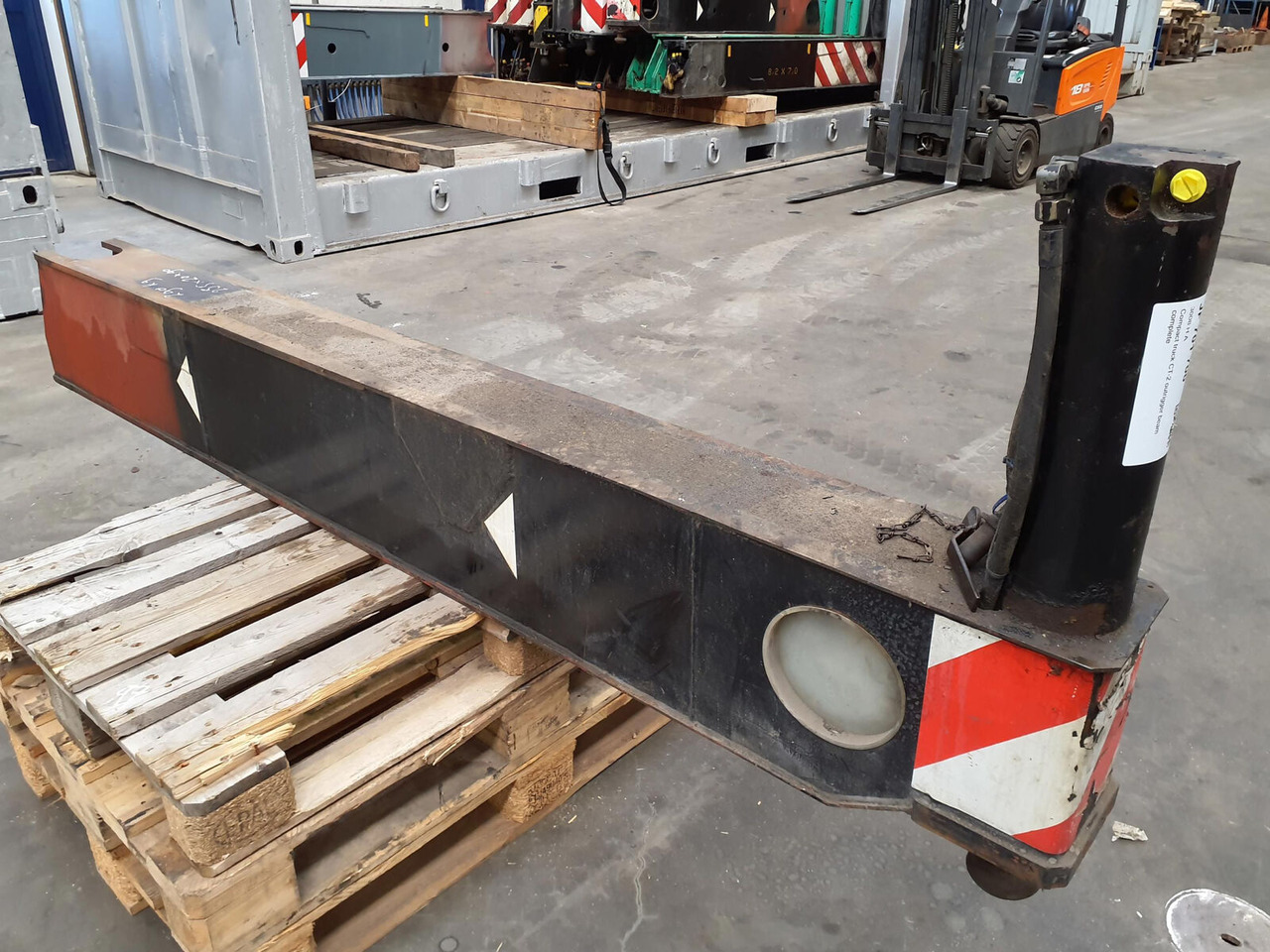 Compact truck CT-2 outrigger beam complete - Suspension pour Grue mobile: photos 1 Compact truck CT-2 outrigger beam complete - Suspension pour Grue mobile: photos 1