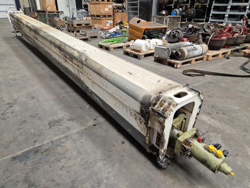 Demag Demag AC 35 Telescopic section 3 - Carrosserie et extérieur pour Grue: photos 3 Demag Demag AC 35 Telescopic section 3 - Carrosserie et extérieur pour Grue: photos 3