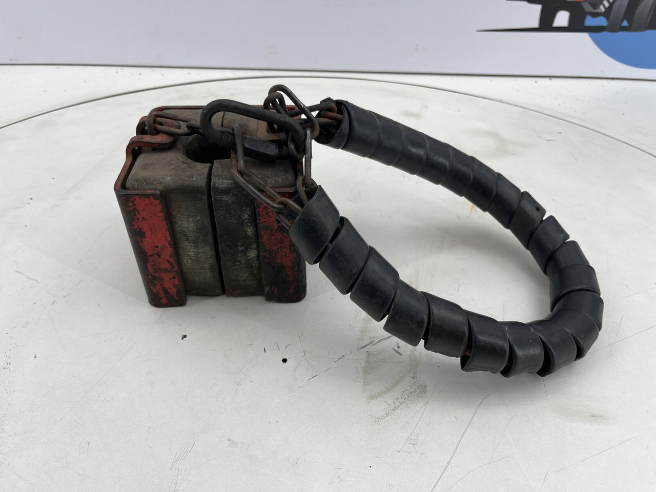 FAUN ATF 40G-2 Hoist limit weight with bracket complete - Contrepoids pour Grue mobile: photos 3 FAUN ATF 40G-2 Hoist limit weight with bracket complete - Contrepoids pour Grue mobile: photos 3