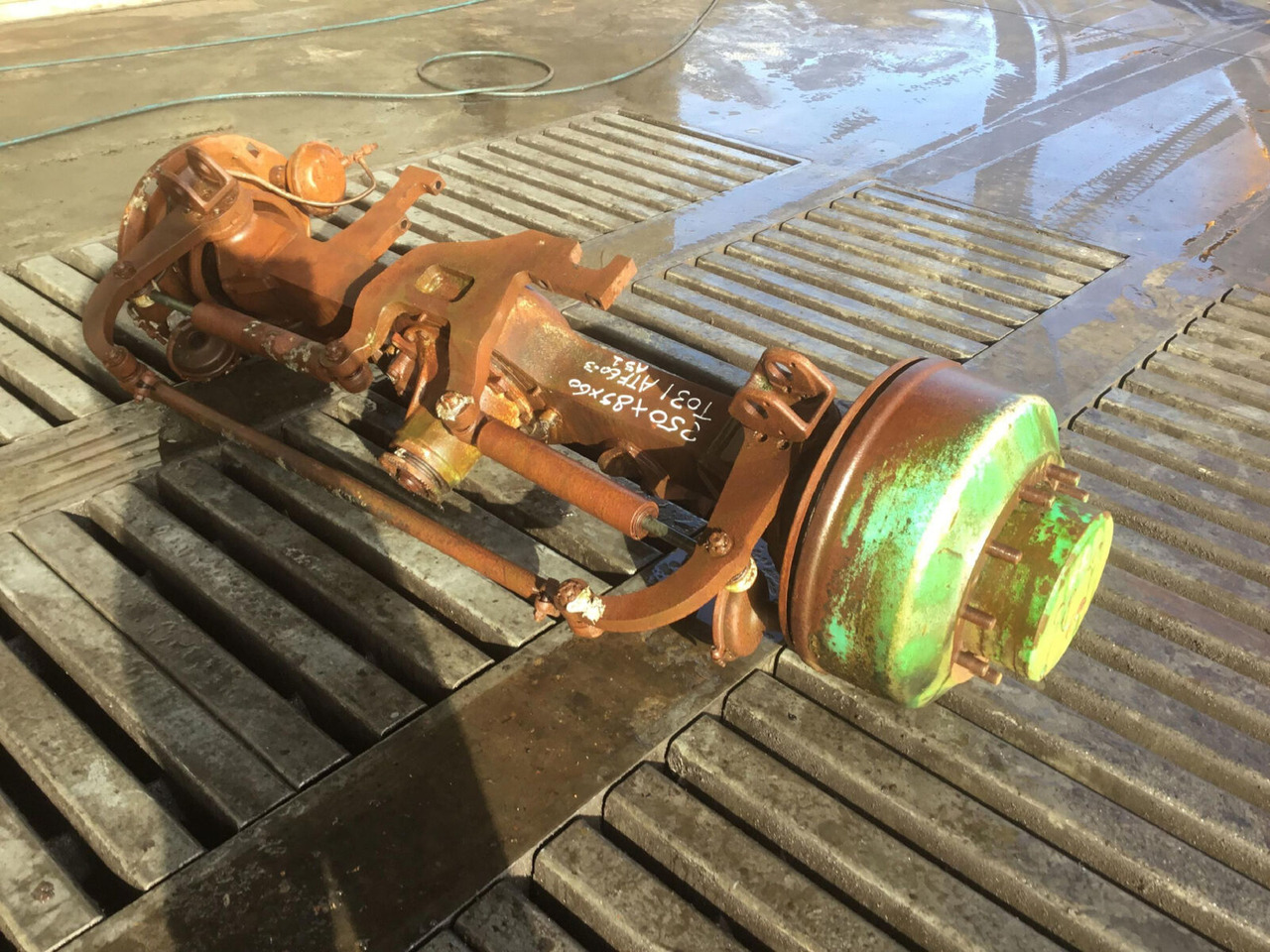 FAUN ATF 60-3 axle 1 - Essieu et pièces pour Grue mobile: photos 4 FAUN ATF 60-3 axle 1 - Essieu et pièces pour Grue mobile: photos 4