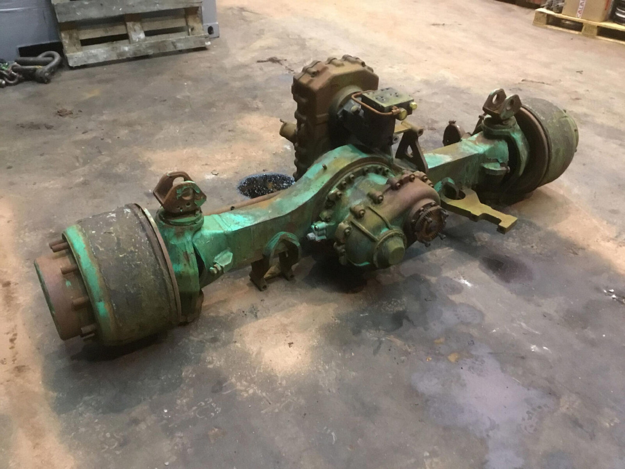 FAUN ATF 60-3 axle 2 - Essieu et pièces pour Grue mobile: photos 4 FAUN ATF 60-3 axle 2 - Essieu et pièces pour Grue mobile: photos 4