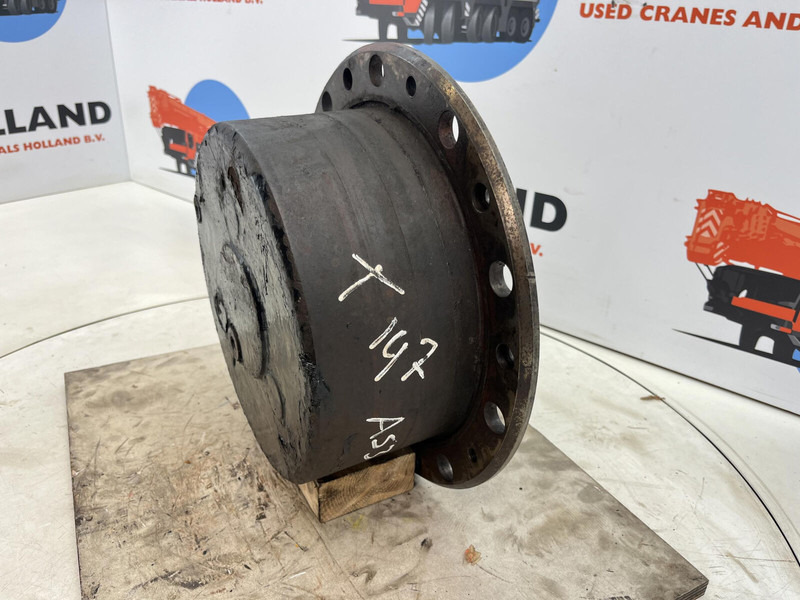 Faun ATF 45-3 Planetary gear 22-25-74-32-3PL-H137-46 - Suspension pour Grue: photos 2 Faun ATF 45-3 Planetary gear 22-25-74-32-3PL-H137-46 - Suspension pour Grue: photos 2