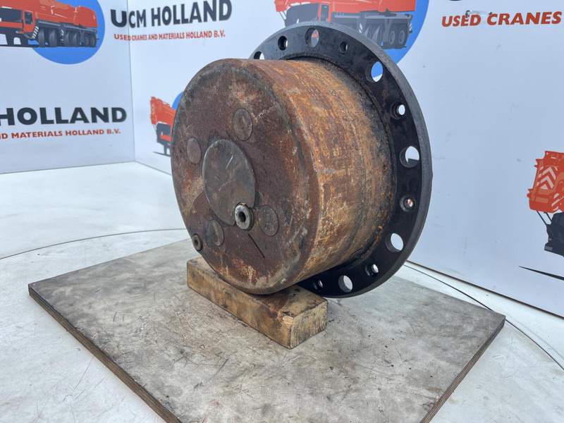 Faun RTF 30-2 planetary gear 22-25-74-38-4pl-H137-46 - Suspension pour Grue: photos 2 Faun RTF 30-2 planetary gear 22-25-74-38-4pl-H137-46 - Suspension pour Grue: photos 2