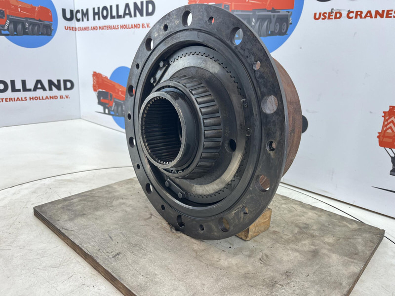 Faun RTF 30-2 planetary gear 22-25-74-38-4pl-H137-46 - Suspension pour Grue: photos 3 Faun RTF 30-2 planetary gear 22-25-74-38-4pl-H137-46 - Suspension pour Grue: photos 3