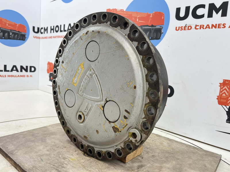 Faun RTF 30 Planetary gear 15-23-63-36-3pl-H25-24 - Suspension pour Grue: photos 2 Faun RTF 30 Planetary gear 15-23-63-36-3pl-H25-24 - Suspension pour Grue: photos 2