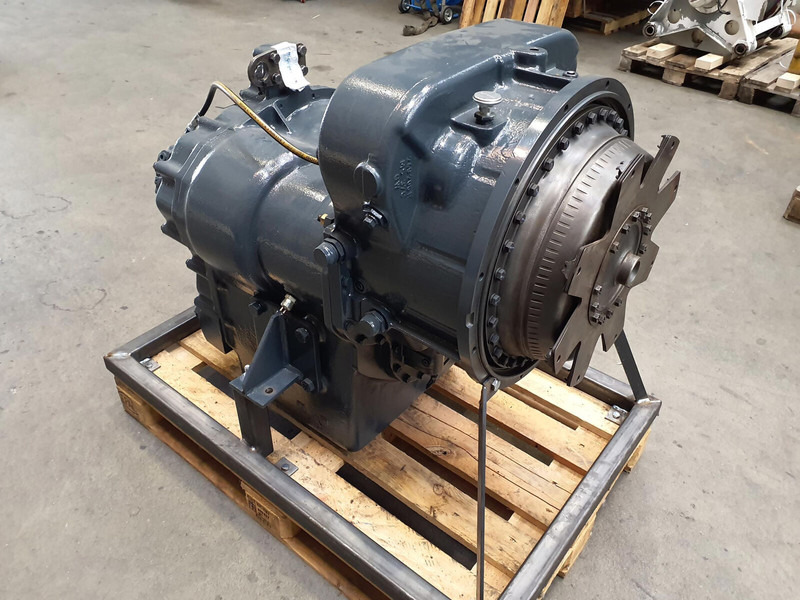 Faun RTF 50-3 Clark gearbox - Boîte de vitesse pour Grue: photos 3 Faun RTF 50-3 Clark gearbox - Boîte de vitesse pour Grue: photos 3