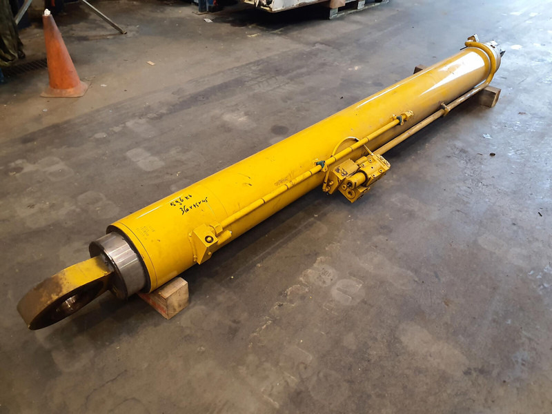 Grove GMK 3050 boom cylinder - Vérin hydraulique pour Grue: photos 4 Grove GMK 3050 boom cylinder - Vérin hydraulique pour Grue: photos 4