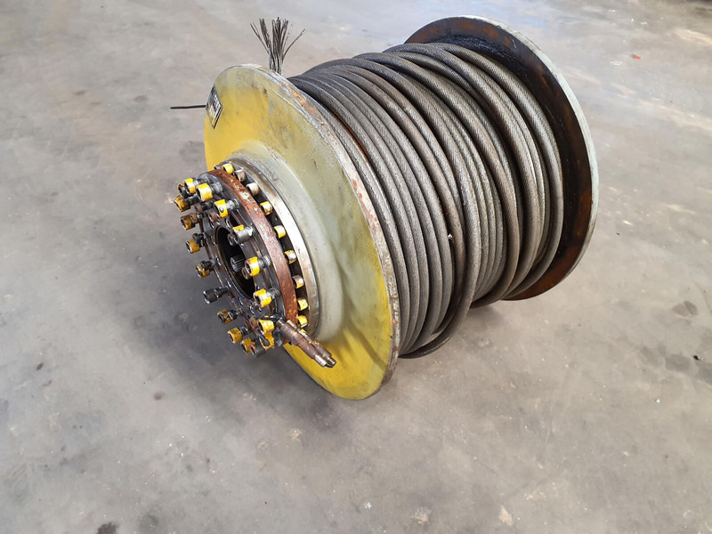 Grove GMK 3050 winch complete with brake - Grue auxiliaire: photos 2 Grove GMK 3050 winch complete with brake - Grue auxiliaire: photos 2